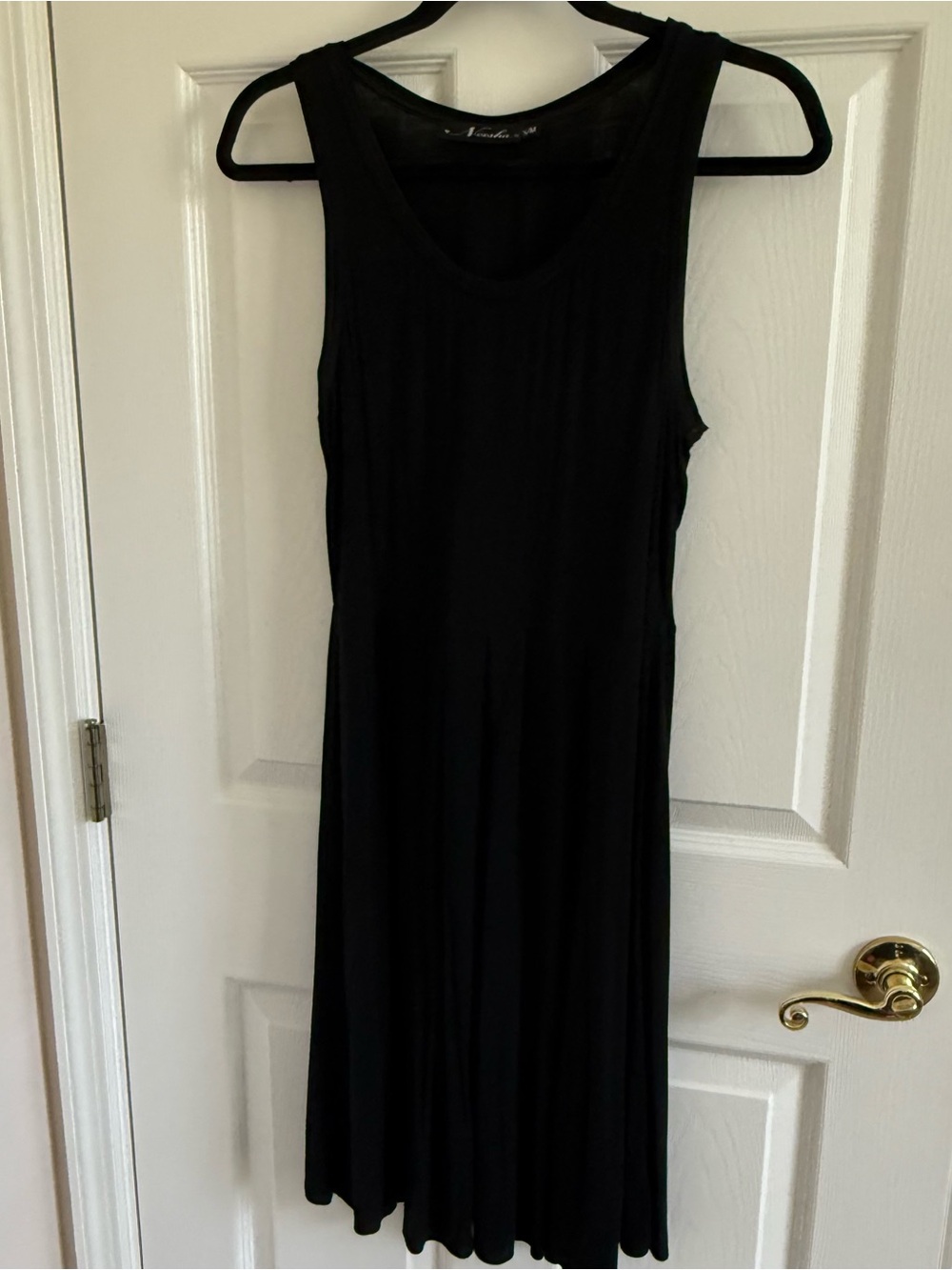 Neesha Black Sleeveless Midi Dress